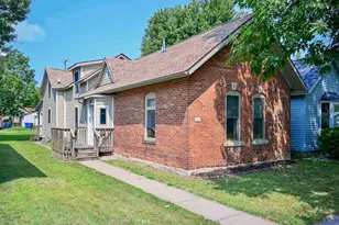 363 Chatfield St, Winona, MN 55987 - Photo 1