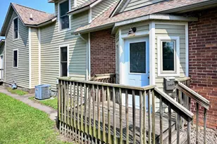 363 Chatfield St, Winona, MN 55987 - Photo 2