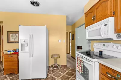 1724 E 3rd Street, Superior, WI 54880 - Photo 6
