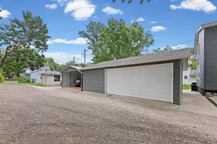 1416 Ford Ave N, Glencoe, MN 55336 - Photo 46