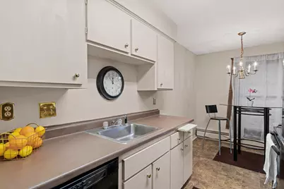 814 9th Avenue S #4, Hopkins, MN 55343 - Photo 8