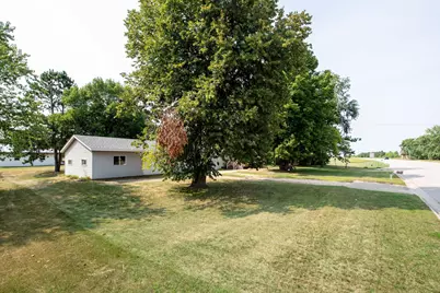 518 N Otter Avenue, Parkers Prairie, MN 56361 - Photo 6