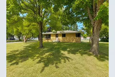 515 NW 6th Street, Grand Rapids, MN 55744 - Photo 1