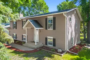 1212 3rd Ave NE, Buffalo, MN 55313 - Photo 2