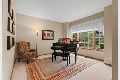 39 Marcin Hill, Burnsville, MN 55337 - Photo 8