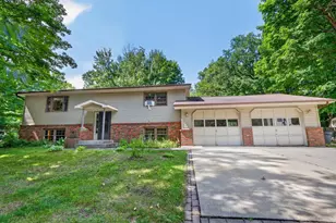 2452 Deschepper Dr, Grand Rapids, MN 55744 - Photo 4