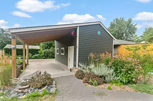 545 Frontenac Pl, Saint Paul, MN 55104 - Photo 22