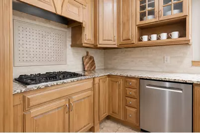 7617 Brooklyn Park Drive, Brooklyn Park, MN 55444 - Photo 6