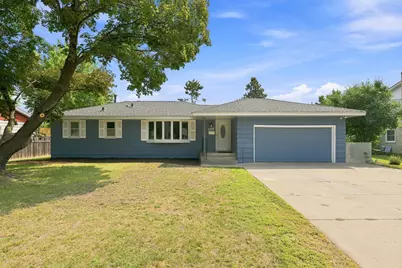 7556 Major Avenue N, Brooklyn Park, MN 55443 - Photo 4
