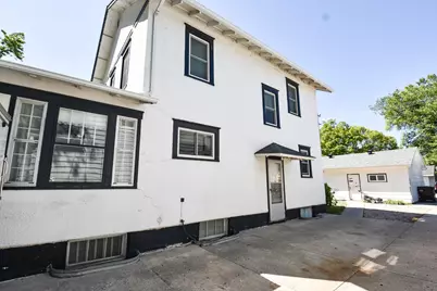 1142 11th Street N, Fargo, ND 58102 - Photo 2