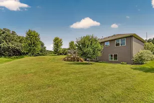 513 Hillside Dr SE, Chatfield, MN 55923 - Photo 42