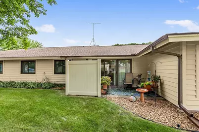 2526 15th Street N, Saint Cloud, MN 56303 - Photo 2