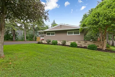 17 9th Avenue SE, Faribault, MN 55021 - Photo 4