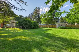 17 9th Ave SE, Faribault, MN 55021 - Photo 48