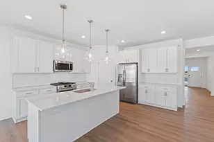 20128 Ginseng Wy, Lakeville, MN 55044 - Photo 2