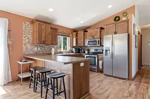1227 38th Ave S, Moorhead, MN 56560 - Photo 8