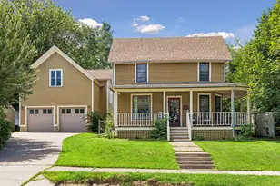 1004 6th St S, Stillwater, MN 55082 - Photo 1