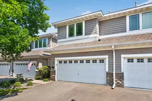 5058 Yuma Ln N, Plymouth, MN 55446 - Photo 2