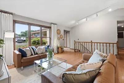 15410 Danville Avenue W, Rosemount, MN 55068 - Photo 2