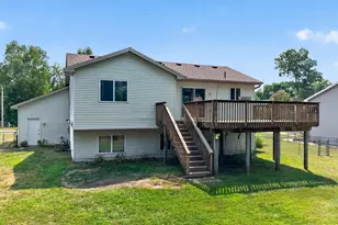 435 8th Ave NE, Pine City, MN 55063 - Photo 4