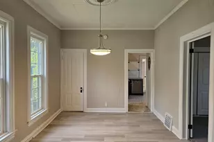 906 Russell St, Saint Paul, MN 55106 - Photo 4