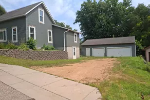 321 3rd St W, Carver, MN 55315 - Photo 1