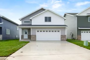 2617 38th Ave S, Moorhead, MN 56560 - Photo 1