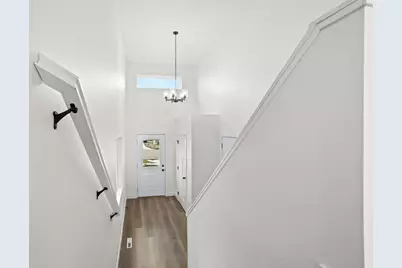 2515 38th Avenue S, Moorhead, MN 56560 - Photo 2