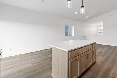 2515 38th Avenue S, Moorhead, MN 56560 - Photo 8