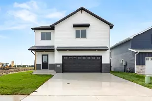 2629 38th Ave S, Moorhead, MN 56560 - Photo 1