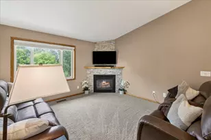 921 Aspen Ln, Montrose, MN 55363 - Photo 8