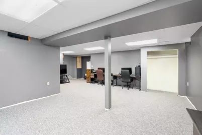 2209 6th Street NW, Austin, MN 55912 - Photo 44