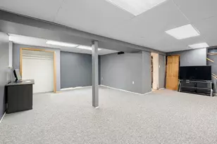 2209 6th St NW, Austin, MN 55912 - Photo 42