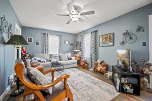 1103 8th St NW, Austin, MN 55912 - Photo 8