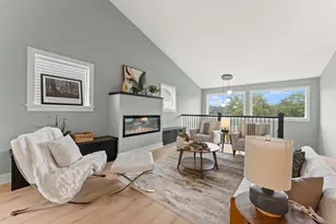 257 McCarrons Pl W, Roseville, MN 55113 - Photo 10