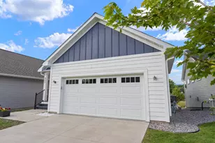 257 McCarrons Pl W, Roseville, MN 55113 - Photo 48
