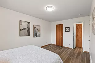 1010 E 145th St, Burnsville, MN 55337 - Photo 20