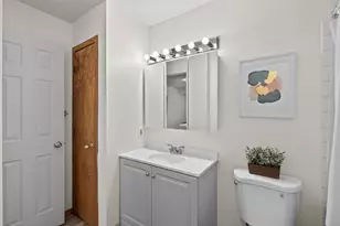 1010 E 145th St, Burnsville, MN 55337 - Photo 16
