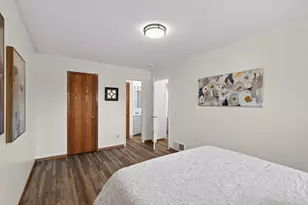 1010 E 145th St, Burnsville, MN 55337 - Photo 22