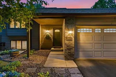 19002 Barrington Drive, Eden Prairie, MN 55346 - Photo 2