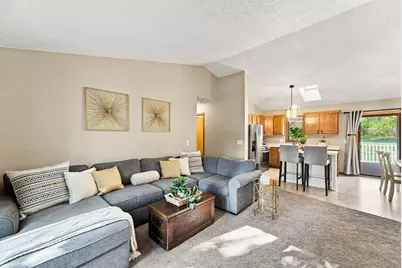 19002 Barrington Drive, Eden Prairie, MN 55346 - Photo 6