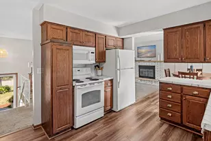 3117 Jersey Ave N, Crystal, MN 55427 - Photo 8