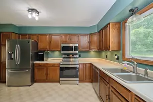 2287 Timberidge Ln SE, Rochester, MN 55904 - Photo 10