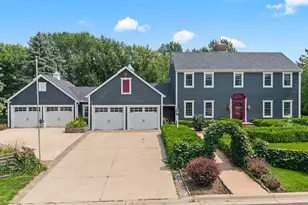 1001 Windcrest Dr SE, New Prague, MN 56071 - Photo 1