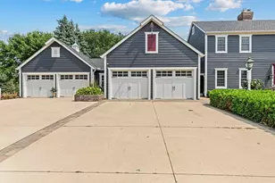 1001 Windcrest Dr SE, New Prague, MN 56071 - Photo 2