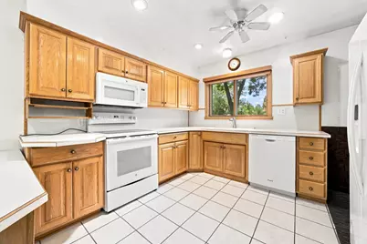 1914 15th Street S, Moorhead, MN 56560 - Photo 12