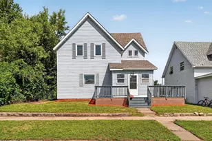 106 Lark St, Sandstone, MN 55072 - Photo 2