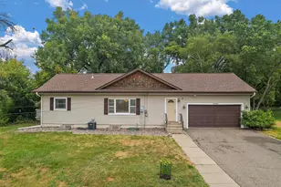 11310 12th Ave N, Plymouth, MN 55441 - Photo 2
