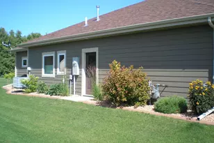 626 Lake Forest Cir, Detroit Lakes, MN 56501 - Photo 34