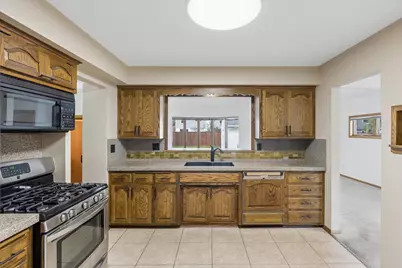 2047 Morgan Avenue, Saint Paul, MN 55116 - Photo 14